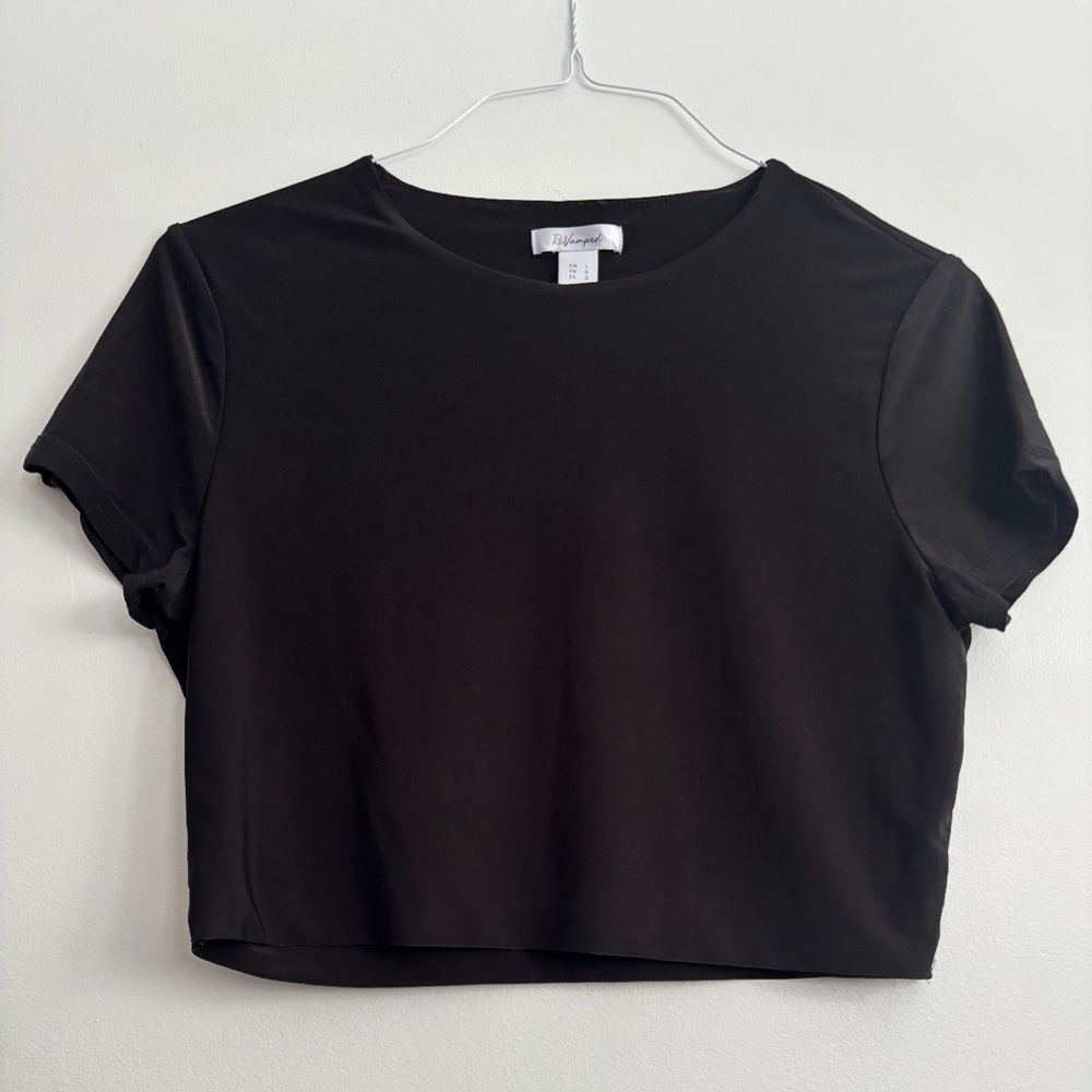 Revamped Cropped  Black Lightweight Short Cap Sleeve Crop Top Shirt Size Large